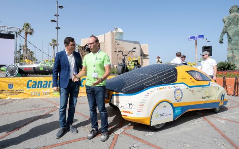 Presentación y recorrido del primer coche solar en las Islas Canarias