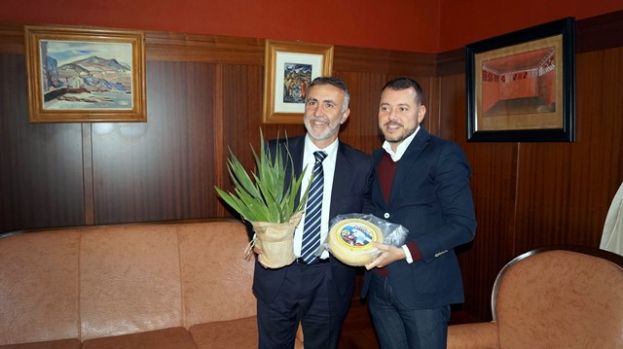 G&aacute;ldar presenta al Consejero de Obras P&uacute;blicas las principales demandas