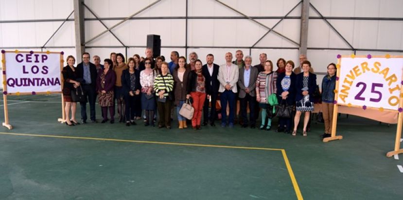 G&aacute;ldar: La comunidad educativa se une para celebrar los 25 a&ntilde;os del C.E.I.P. Los Quintana