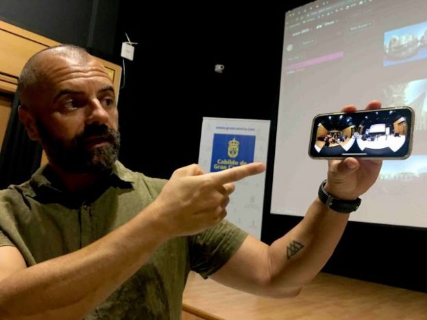 Taller de fotograf&iacute;a 360 grados y su programaci&oacute;n orientada a webs VR
