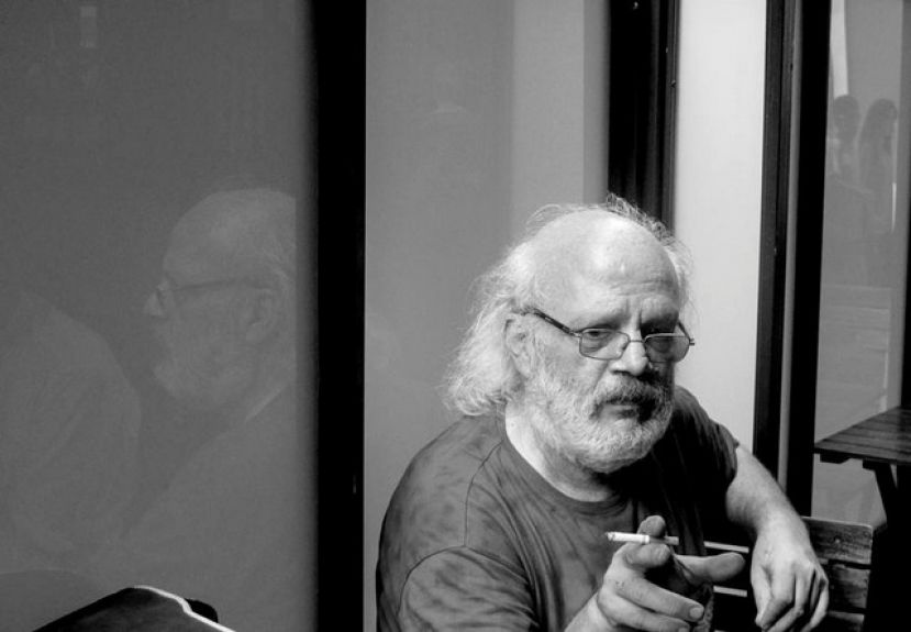 Una visita guiada y una performance ponen fin a la exposici&oacute;n individual de Luis Sosa