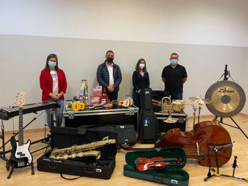 Gu&iacute;a: Las Escuelas Art&iacute;sticas compra nuevo material con una subvenci&oacute;n del Cabildo