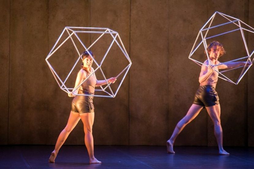 El Cuyás acoge mañana una única función del espectáculo familiar ‘Vuelos’