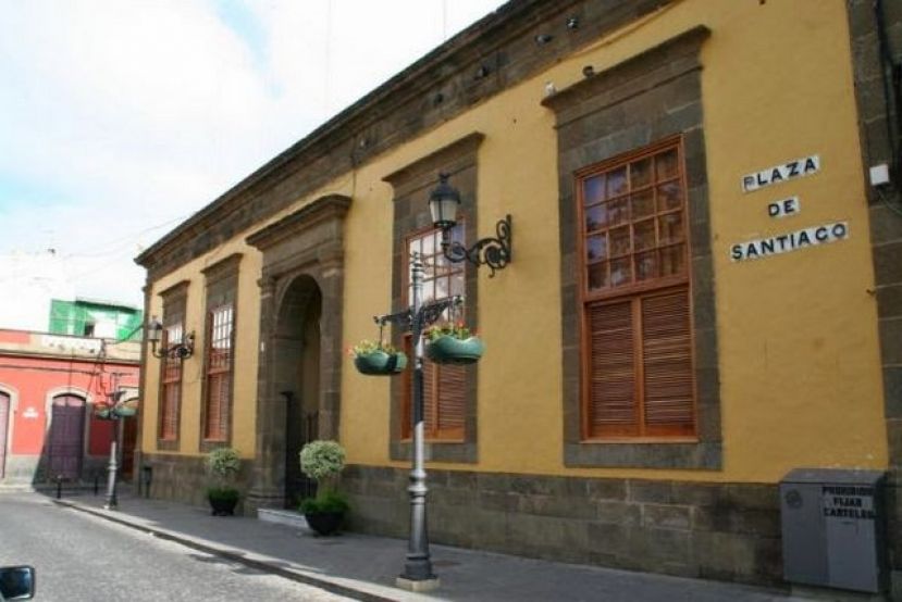 G&aacute;ldar: Entrega de los diplomas a las mujeres que participaron en el programa formativo &ldquo;Clara&rdquo;