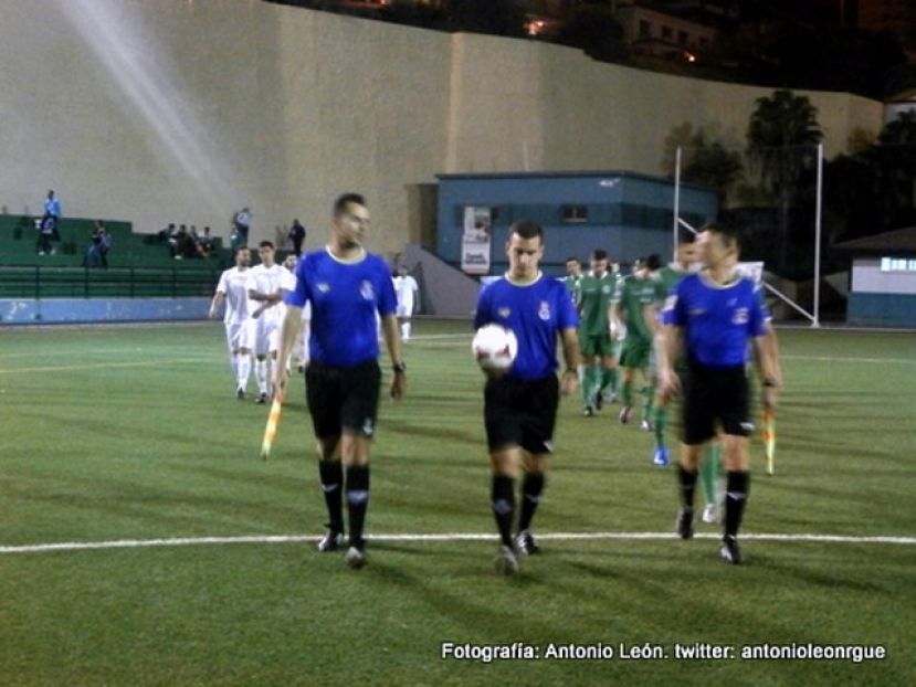 Regional Preferente: Goleada a domicilio del Estrella al San Antonio (1-5)