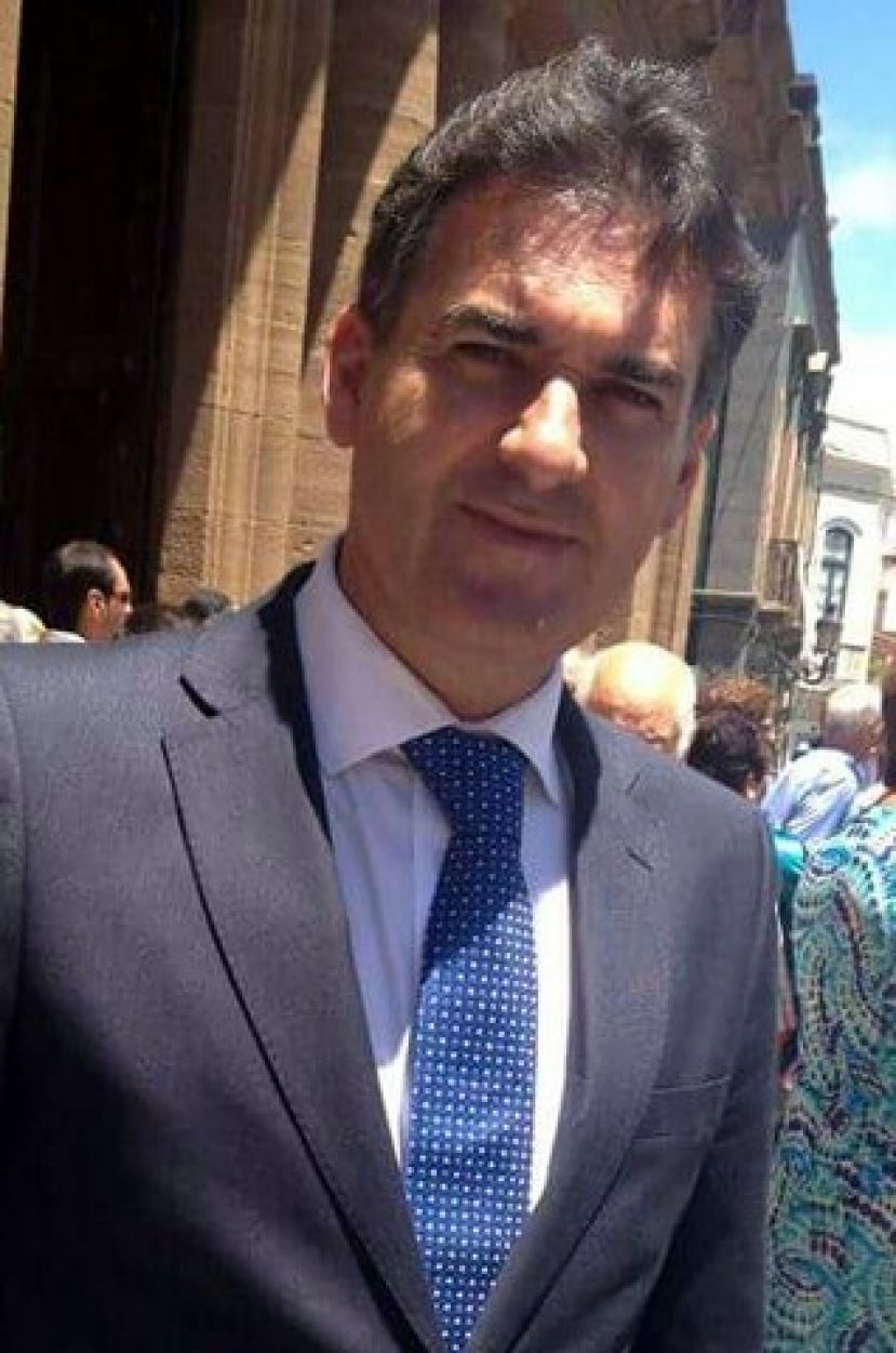 Art&iacute;culo de Opini&oacute;n: Los Quintana y El Agazal: Dos barrios abandonados