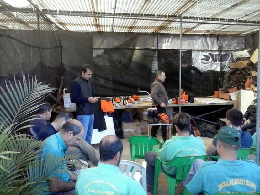 Gáldar: Curso de formación al personal del área de Parques y Jardines