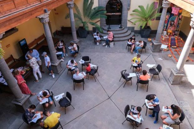 LA CASA DE COLÓN ORGANIZA EL TALLER FAMILIAR ‘BUSCADORAS DE ESTRELLAS’ PARA CELEBRAR EL DÍA INTERNACIONAL DE LA MUJER Y LA NIÑA EN LA CIENCIA