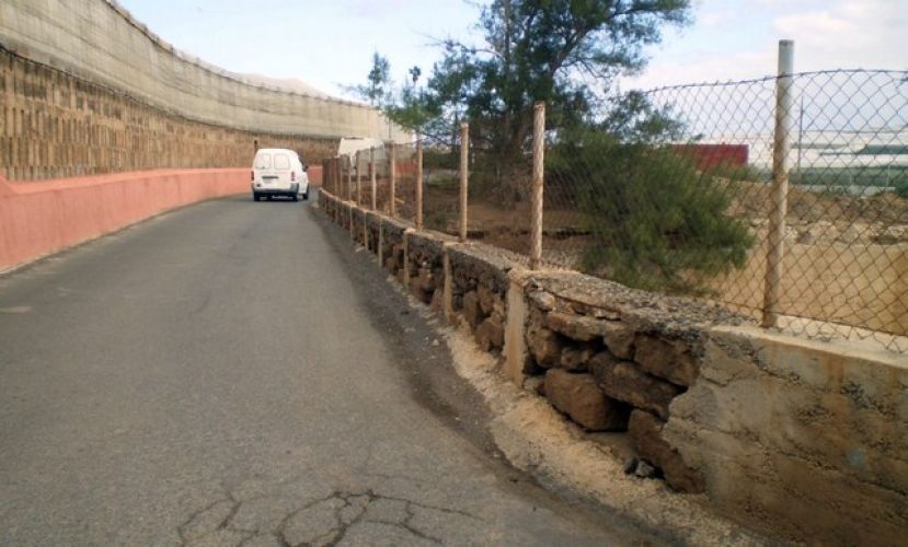 G&aacute;ldar: Arreglo del muro de contenci&oacute;n de Bocabarranco a Los Dos Roques