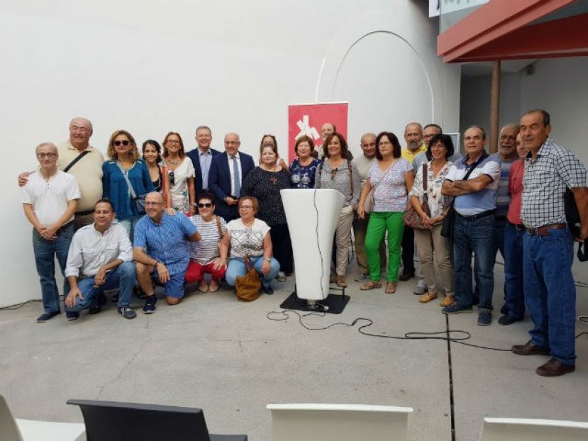 El Cabildo conmemora la hist&oacute;rica lucha de los maestros en 1977 por su estabilidad laboral y una escuela digna