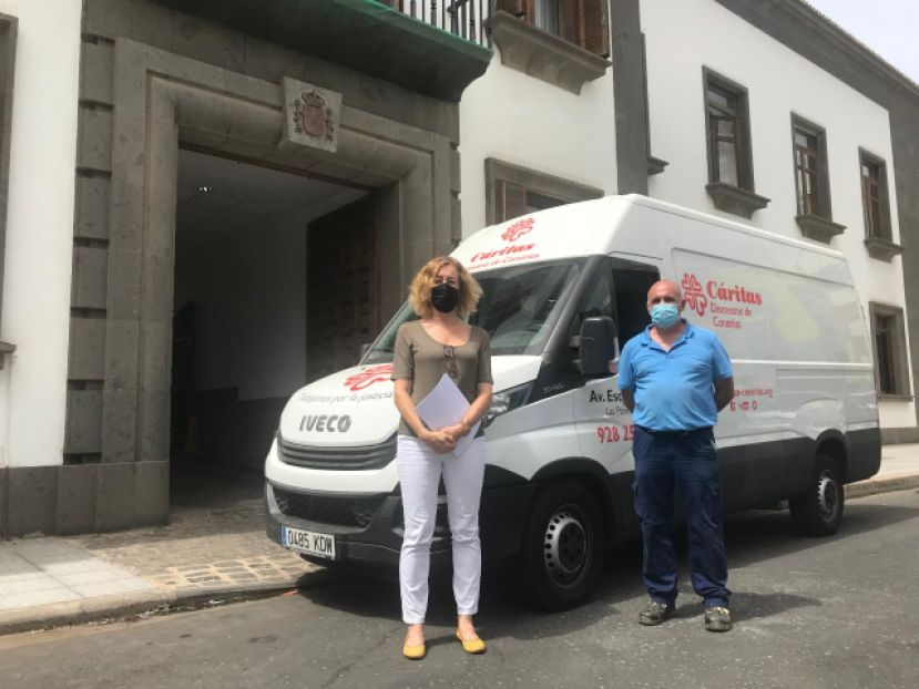 Cáritas recibe el inicio de la distribución de 688.000 mascarillas