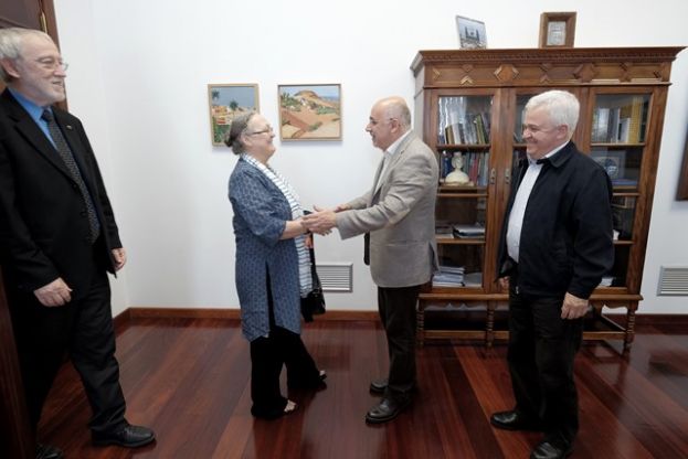 La presidenta de la Fundación Vicente Ferrer visita Gran Canaria