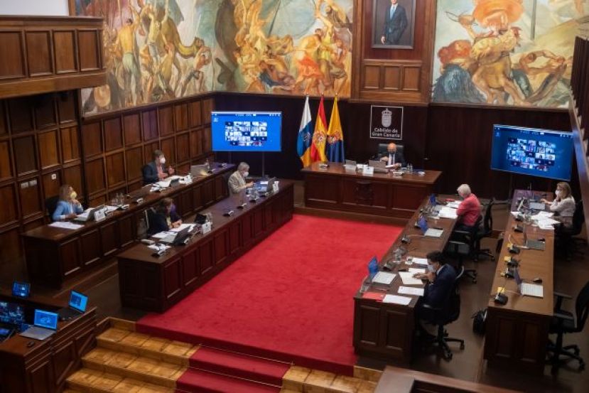 El REF, Guguy, las energías renovables y el turismo, protagonistas de la segunda jornada del debate del estado de la isla