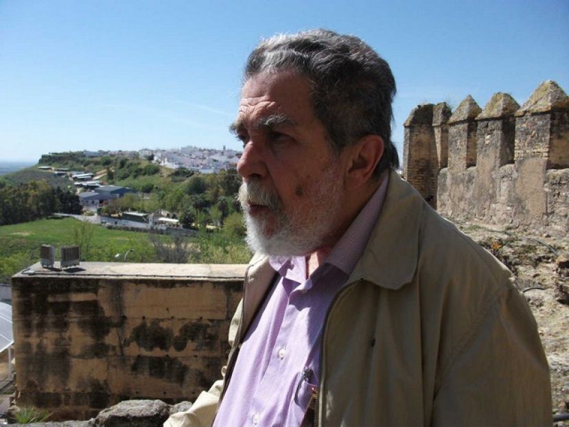 Manuel D&iacute;az: &ldquo;El poeta tiene obsesiones, y las m&iacute;as han sido la muerte y el olvido&rdquo;