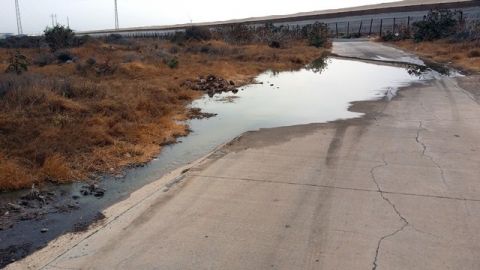 La Fortaleza de Santa Luc&iacute;a denuncia el vertido de aguas en el Barranco del Polvo