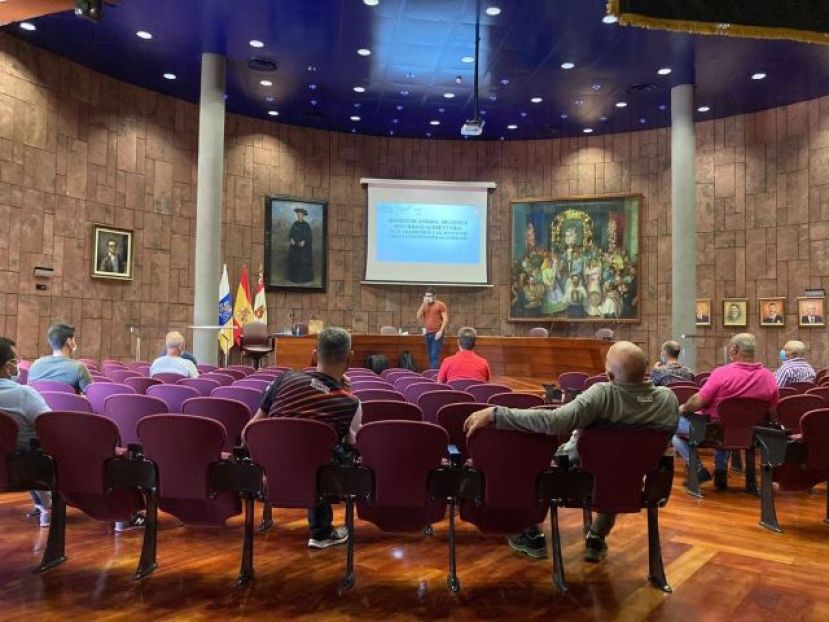 La Gomera: Se forma al personal del Matadero Insular en seguridad e higiene