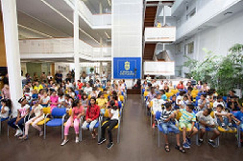 M&aacute;s de 90 menores saharauis disfrutan de sus &lsquo;Vacaciones en paz&rsquo; junto a familias solidarias de Gran Canaria