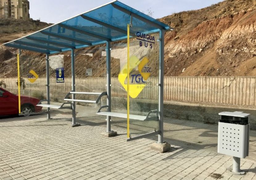 Los vecinos de Caserones Altos cuentan con la primera marquesina para el transporte p&uacute;blico tras 12 a&ntilde;os de espera