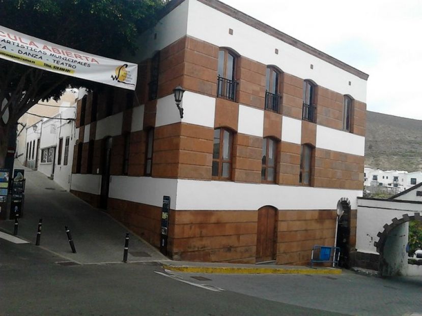 'Canarios en Cuba' se presenta en la Biblioteca Manuel Alem&aacute;n de Agaete