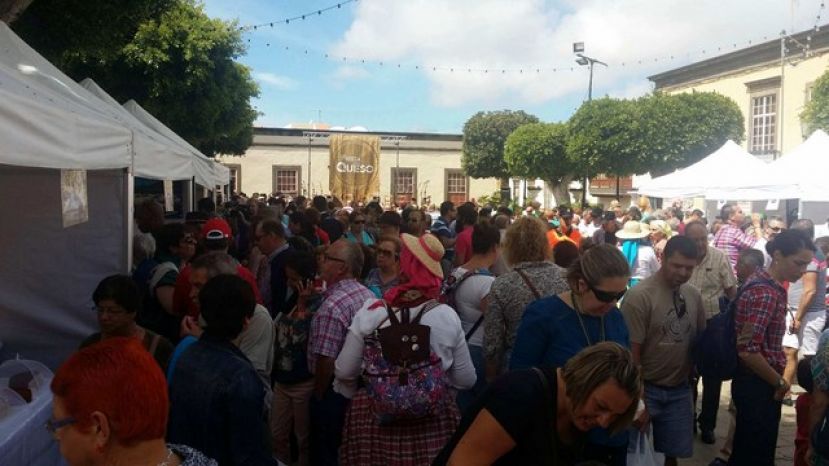 Guía: Se celebró la Fiesta del Queso, hoy domingo, en el casco