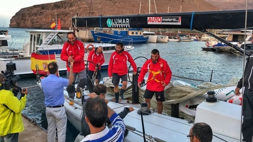 El Sirius VI se proclama vencedor en tiempo real de la Regata Huelva-La Gomera