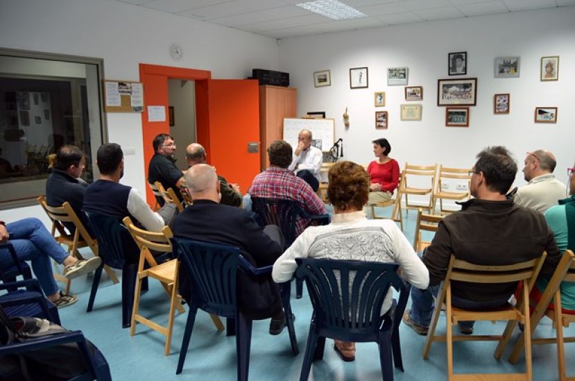 Santa Br&iacute;gida: El alcalde se re&uacute;ne con los comerciantes locales