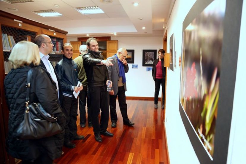 Valleseco: Fotografía y Poesía se funden en la Casa de La Cultura