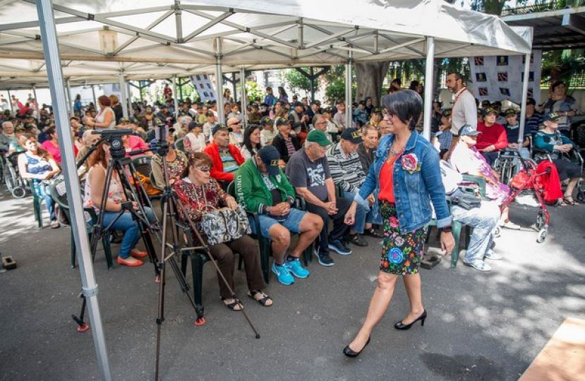 Las personas mayores de los centros del Cabildo celebran su día