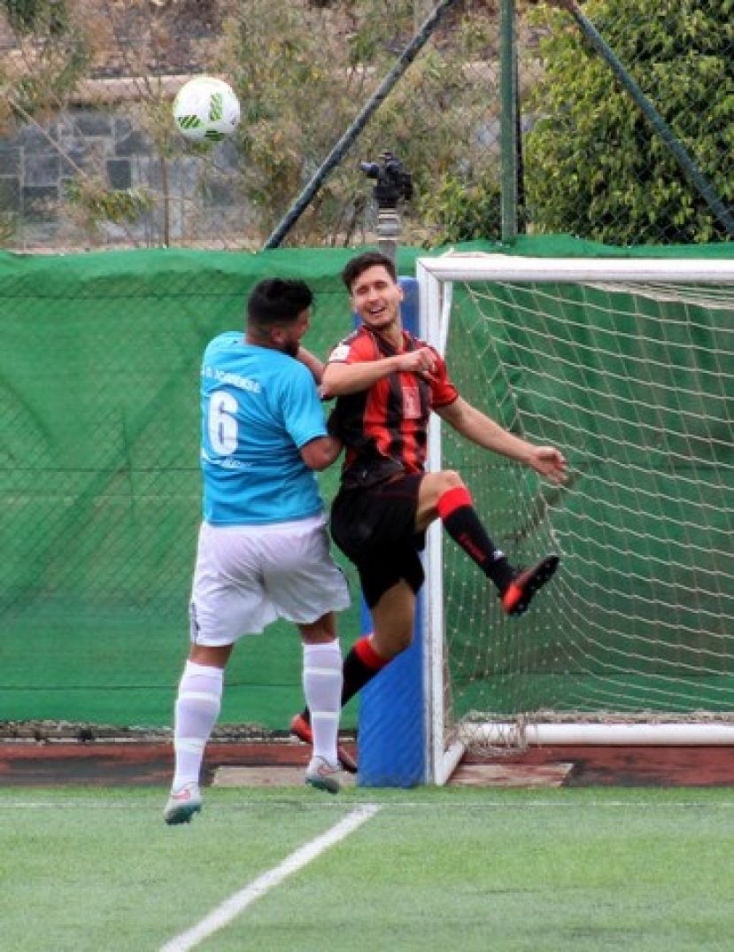 F&uacute;tbol Ascenso 3&ordf; Divisi&oacute;n: (1-1) El Viera y el Icodense deciden en la Vuelta en Icod