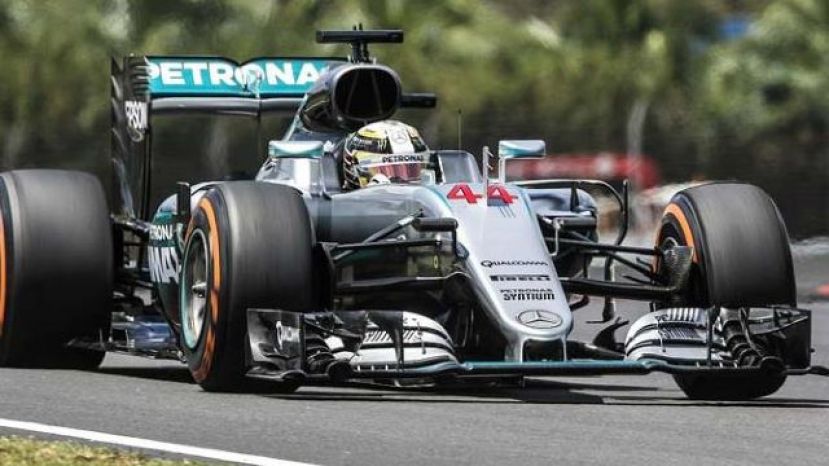Hamilton logra su cent&eacute;sima 'pole'; Sainz sexto y Alonso d&eacute;cimo en el GP de Espa&ntilde;a