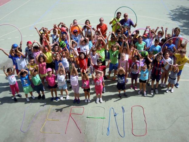 Guía: Cerca de un centenar de niños participan en la Escuela de Verano