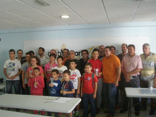Ajedrez Club Univacit Gu&iacute;a: 3 premios en el I Activo Aniversario Real Club Victoria