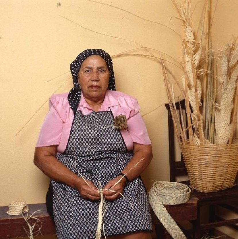 El Cabildo rinde homenaje a cinco artesanos de m&aacute;s de 80 a&ntilde;os por su contribuci&oacute;n a la pervivencia de los oficios tradicionales