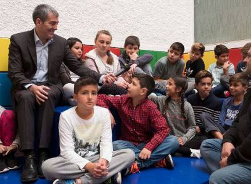 El Gobierno de Canarias divulga el deporte vernáculo entre los escolares de las Islas