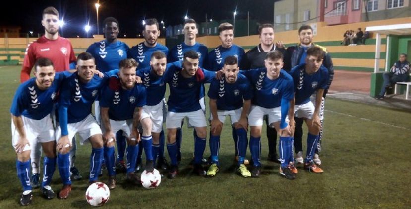 Fútbol 1ª Regional: (1-0) El San Isidro gana a un ordenado Atalaya pero sin pegada