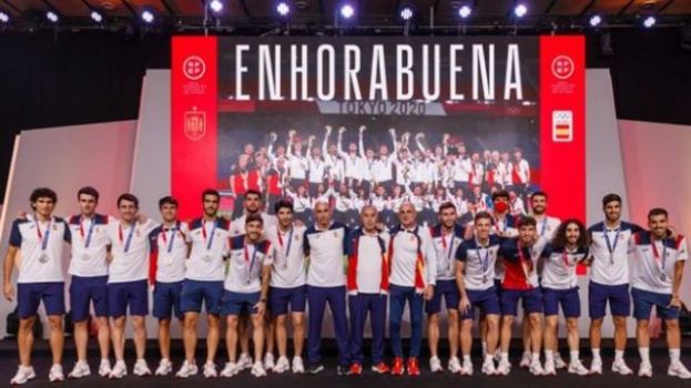 La Federaci&oacute;n rinde homenaje a los medallistas y sus familiares