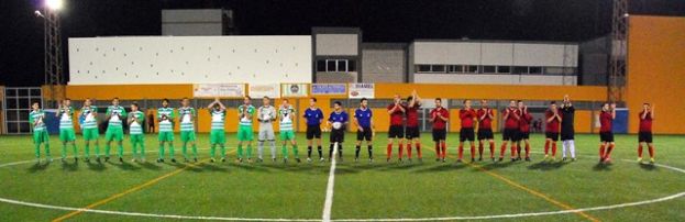 Regional Preferente: Tablas (1-1) en el derbi gu&iacute;ense entre el Becerril y el Gu&iacute;a (Fotos)