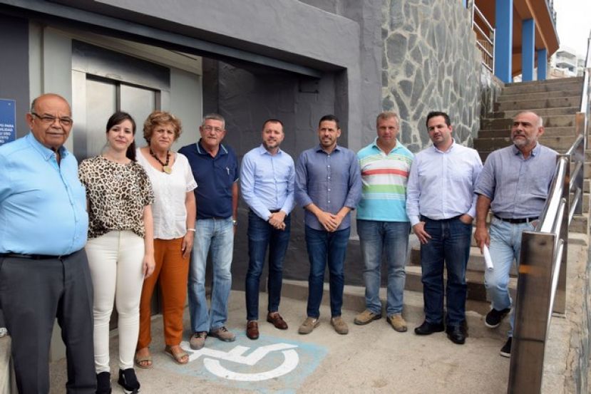 Gáldar: El nuevo ascensor panorámico de Playa de Sardina garantiza el acceso