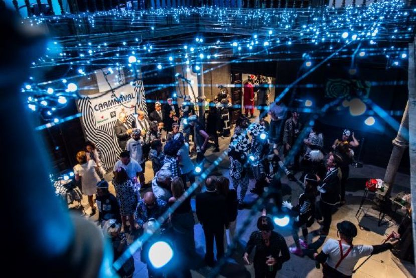 &Eacute;xito de participaci&oacute;n en la primera fiesta de CAAMNAVAL organizada por el CAAM