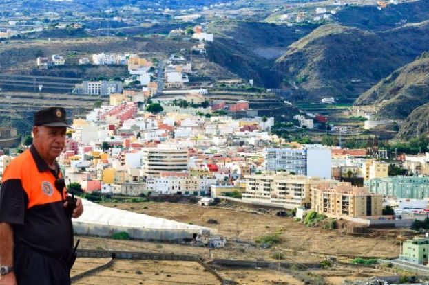 Gu&iacute;a: El PP propone Hijo Predilecto al Subjefe de Protecci&oacute;n Civil, Carmelo Guerra