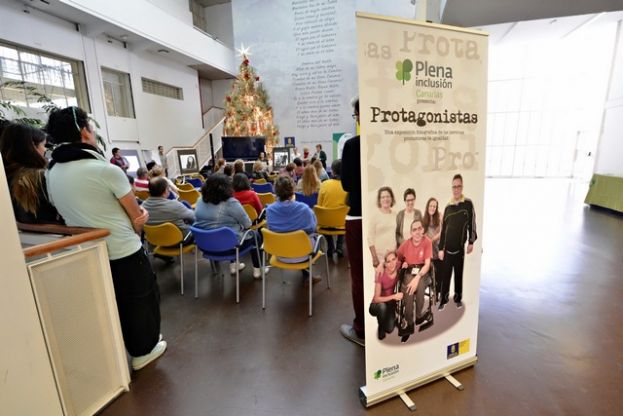 Exposición sobre personas con diversidad formadas como promotoras de igualdad