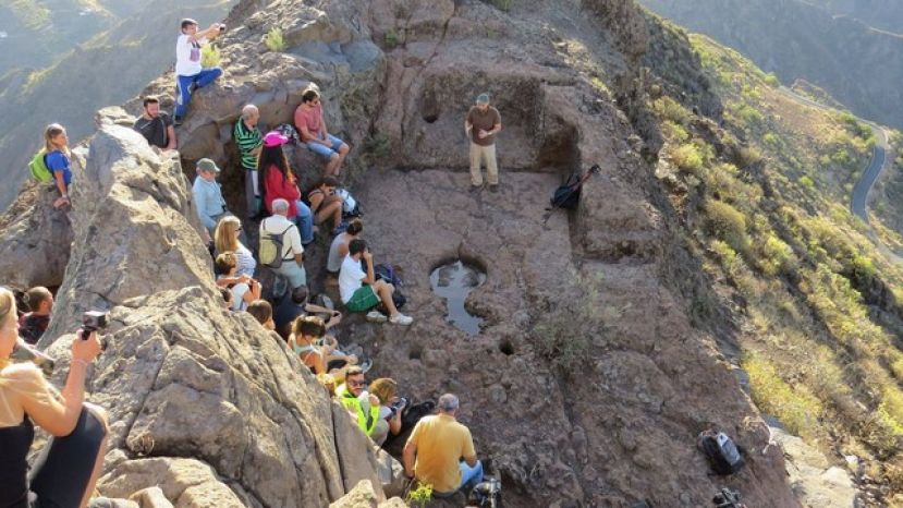 El Cabildo organiza una visita para contemplar desde el Roque Bentayga la salida del sol en el equinoccio de Otoño
