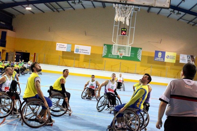 Baloncesto SR: BSR ACE grancanaria.com 68 / Cl&iacute;nicas Rinc&oacute;n Amivel  45