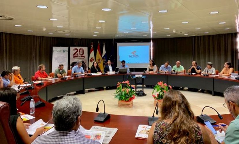 La Gomera: El Cabildo aborda estrategias para el desarrollo del sector industrial