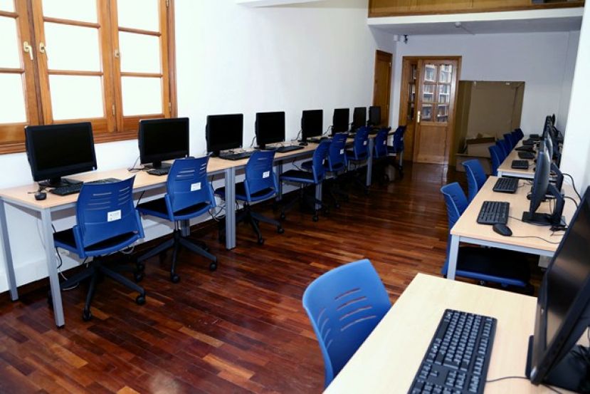 Valleseco: Dos salas adaptadas como aulas de Internet Rural