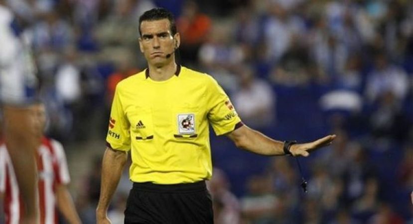 La norma arbitral da la raz&oacute;n a Mart&iacute;nez Munuera: era penalti de Militao