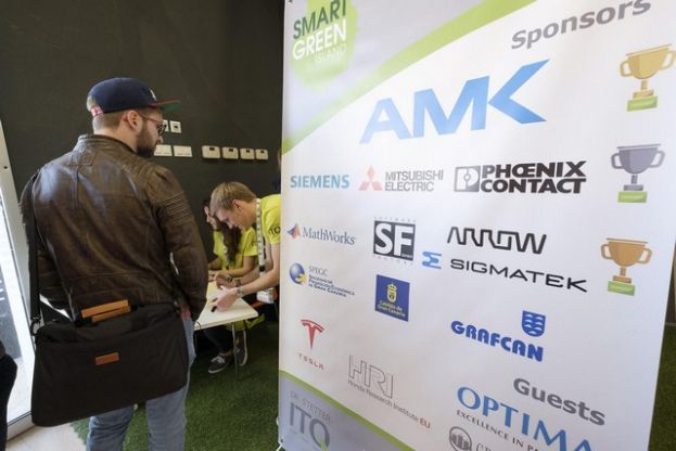 Gran Canaria re&uacute;ne a 160 ingenieros y universitarios para ver proyectos