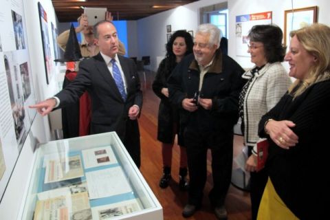 Se inaugura una muestra antológica dedicada a Carlos Guillermo Domínguez