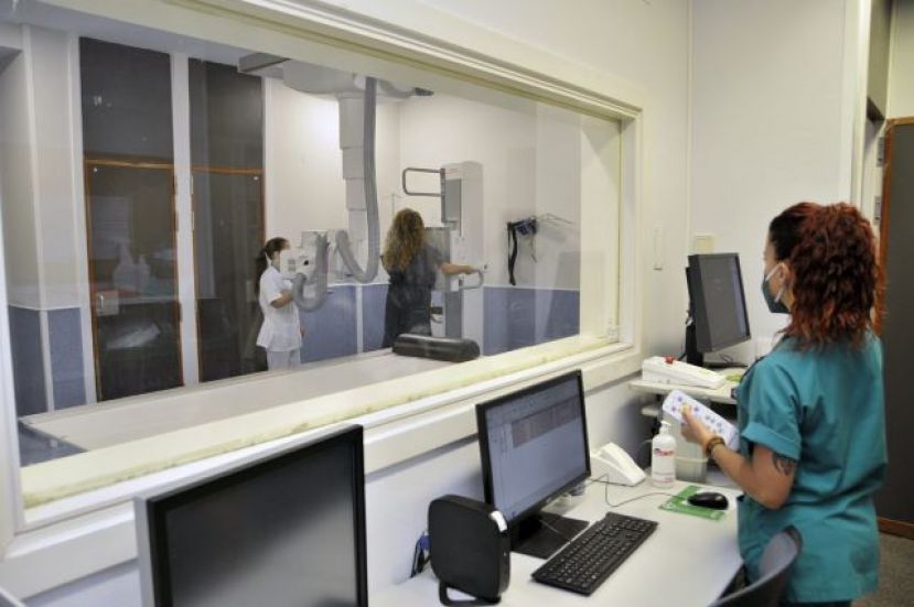 El Hospital Dr. Negrín refuerza el servicio de Radiodiagnóstico con nuevos equipos de radiología digital