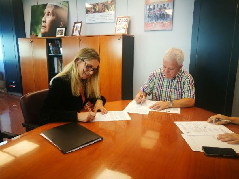 El Cabildo y la Agencia de la ONU para los refugiados de Palestina firman el acuerdo para distribuir alimentos en Gaza con 130.000 euros